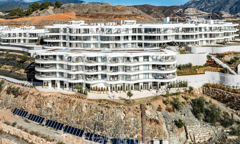 Eersteklas, modern appartement te koop, met uitzicht op zee, golf en bergen in Benahavis - Marbella 63146