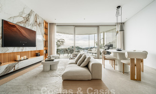 Eersteklas, modern appartement te koop, met uitzicht op zee, golf en bergen in Benahavis - Marbella 63149 