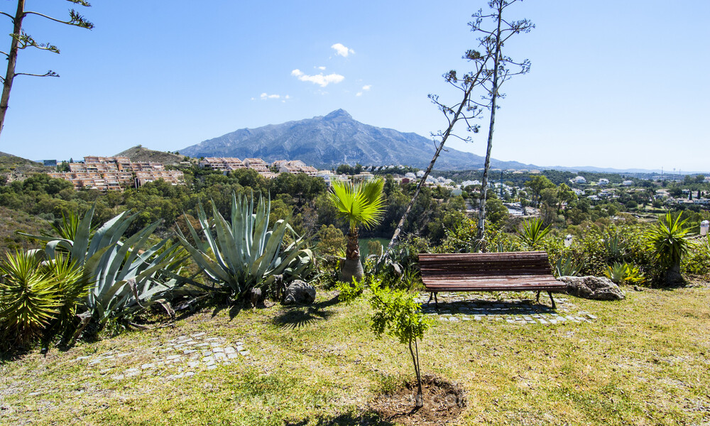 Luxe appartement te koop met een modern interieur in een luxe complex in Nueva Andalucia’s golfvallei, Marbella 63391