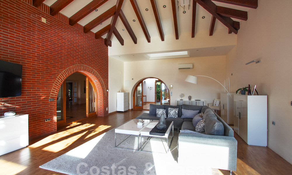 Andalusische luxevilla te koop in de exclusieve woonwijk Sierra Blanca op de Golden Mile van Marbella 63094