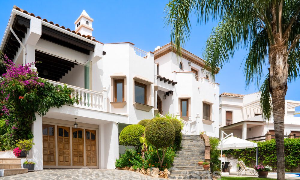 Mediterrane luxevilla met zeezicht te koop in een golfomgeving nabij Estepona centrum 63341