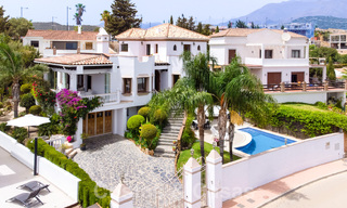 Mediterrane luxevilla met zeezicht te koop in een golfomgeving nabij Estepona centrum 63393 