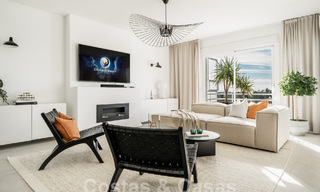 Luxueus duplex penthouse met hedendaags interieur te koop, eerstelijns golf in Nueva Andalucia’s golfvallei, Marbella 63304 
