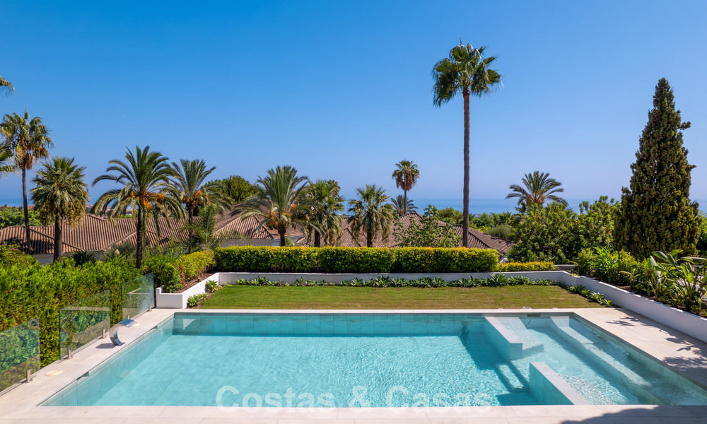 Hedendaags gerenoveerde luxevilla te koop met zeezicht in Sierra Blanca op de Golden Mile van Marbella 63509