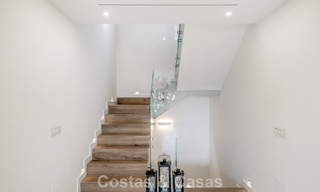 Hedendaags gerenoveerde luxevilla te koop met zeezicht in Sierra Blanca op de Golden Mile van Marbella 63545 