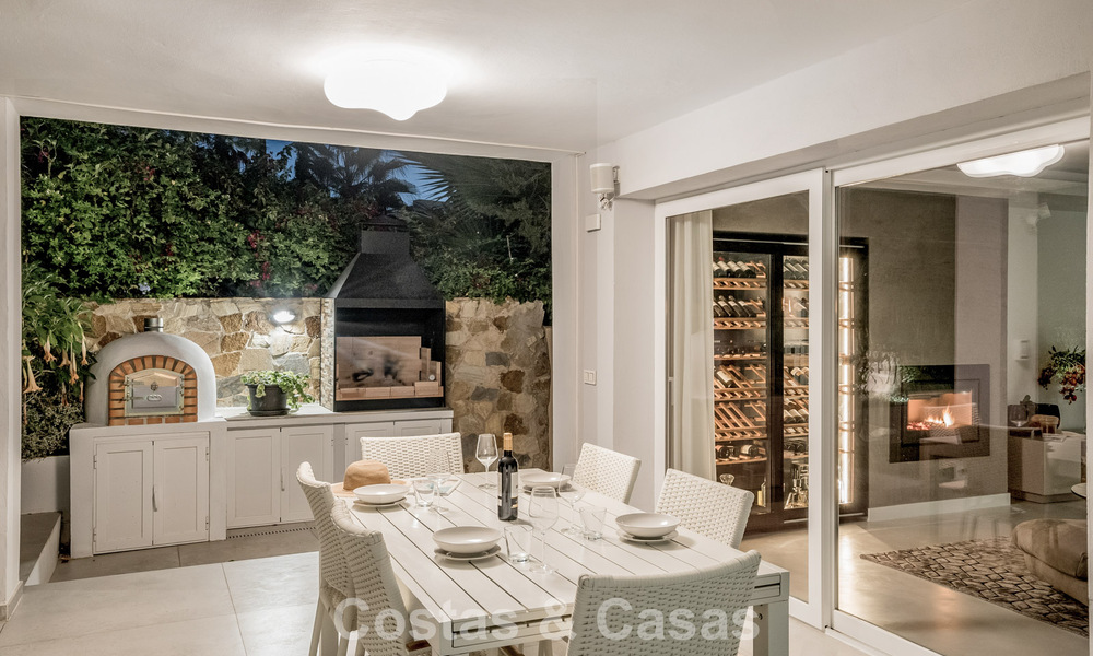 Hedendaags gerenoveerde luxevilla te koop met zeezicht in Sierra Blanca op de Golden Mile van Marbella 63558