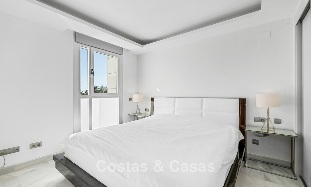 Beachside, modern penthouse met 3 slaapkamers te koop in een eigentijds complex in San Pedro, Marbella 63624