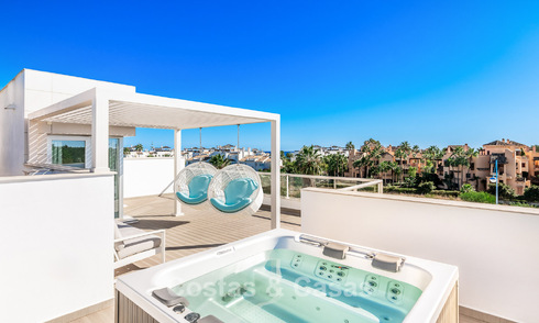 Beachside, modern penthouse met 3 slaapkamers te koop in een eigentijds complex in San Pedro, Marbella 63631