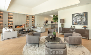 Royale luxe villa te koop met zeezicht en 5-sterrenvoorzieningen op de Golden Mile van Marbella 63664 