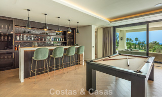 Royale luxe villa te koop met zeezicht en 5-sterrenvoorzieningen op de Golden Mile van Marbella 63681 