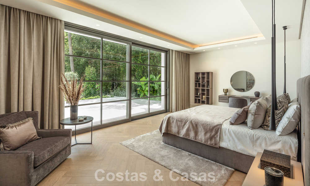 Royale luxe villa te koop met zeezicht en 5-sterrenvoorzieningen op de Golden Mile van Marbella 63685
