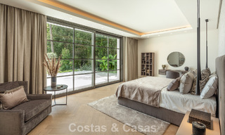Royale luxe villa te koop met zeezicht en 5-sterrenvoorzieningen op de Golden Mile van Marbella 63685 
