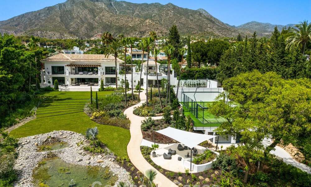 Royale luxe villa te koop met zeezicht en 5-sterrenvoorzieningen op de Golden Mile van Marbella 63692