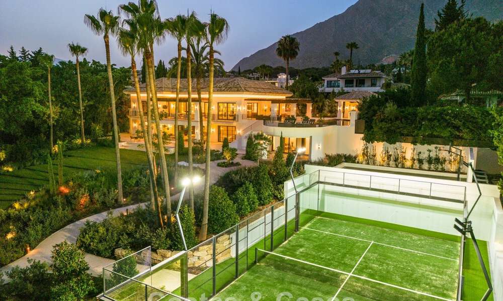 Royale luxe villa te koop met zeezicht en 5-sterrenvoorzieningen op de Golden Mile van Marbella 63699