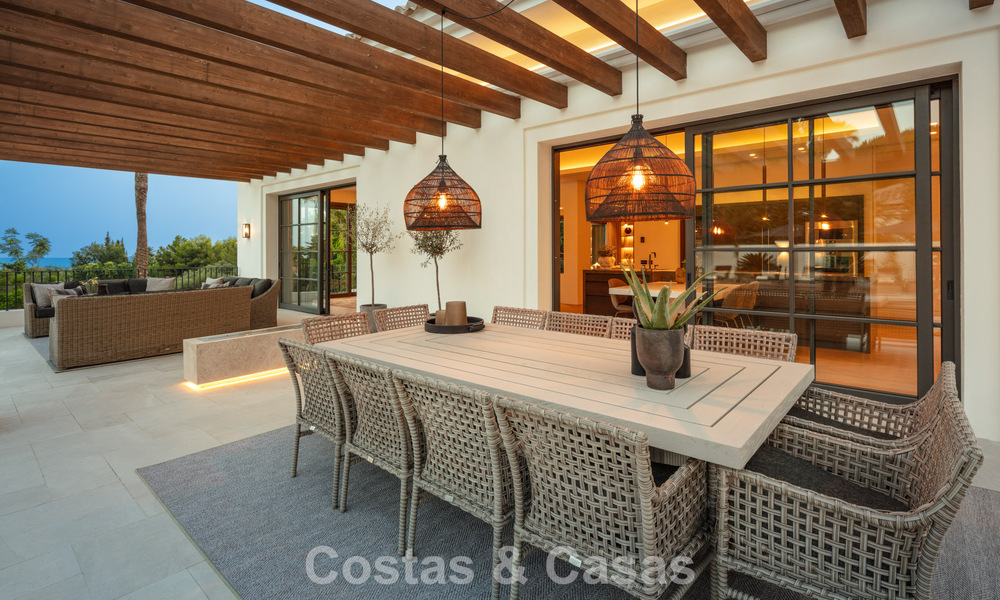 Royale luxe villa te koop met zeezicht en 5-sterrenvoorzieningen op de Golden Mile van Marbella 63701