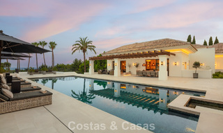 Royale luxe villa te koop met zeezicht en 5-sterrenvoorzieningen op de Golden Mile van Marbella 63703 