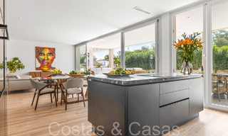 Instapklare, nieuwe, moderne villa te koop op een steenworp van het strand en alle voorzieningen in San Pedro, Marbella 67001 