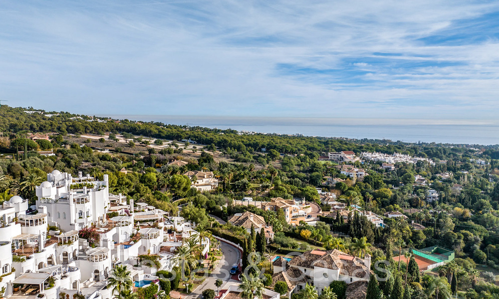 Exclusief penthouse met privézwembad en panoramisch zeezicht te koop in een Mediterraan complex op Marbella’s Golden Mile 63908