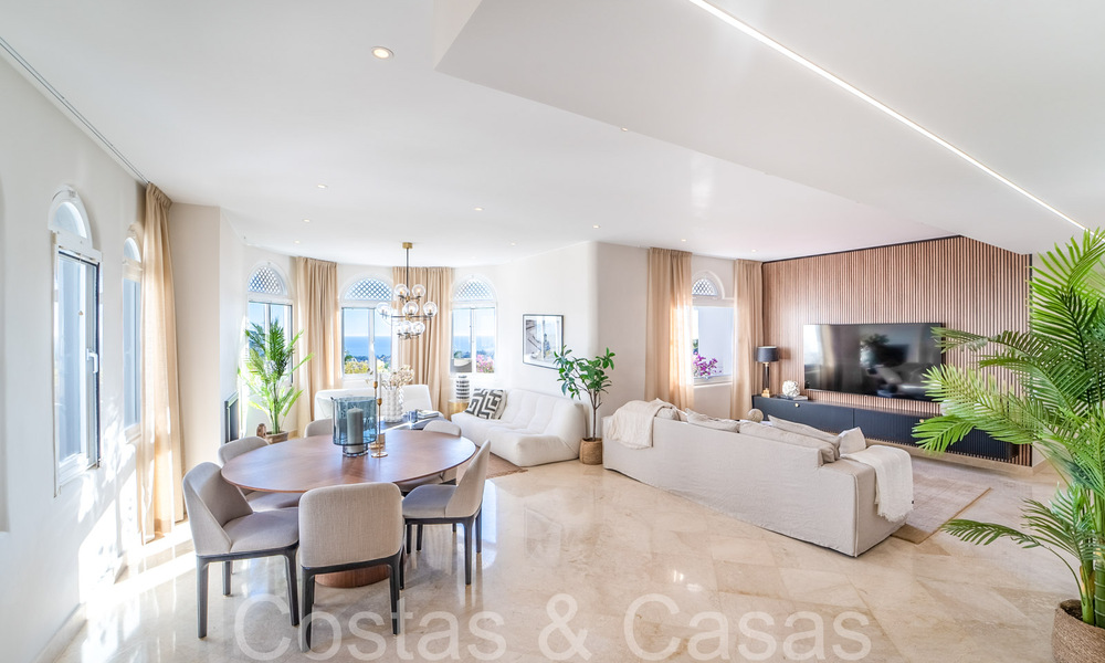 Exclusief penthouse met privézwembad en panoramisch zeezicht te koop in een Mediterraan complex op Marbella’s Golden Mile 63942