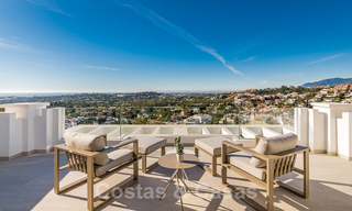 9 Lions Residences: Luxe appartementen te koop in een exclusief complex in Nueva Andalucia - Marbella met panoramisch golf- en zeezicht 63738 