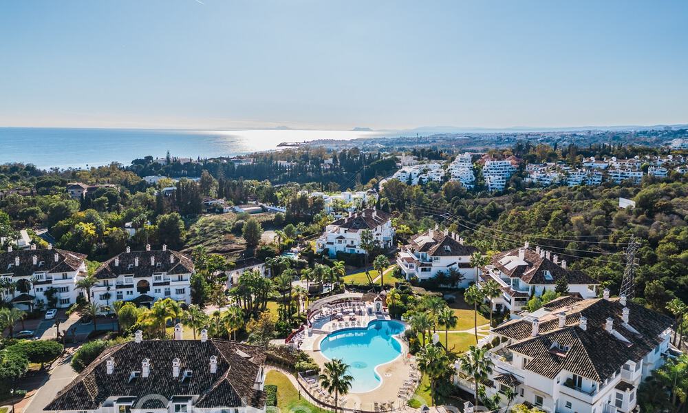 Luxe appartement met 3 slaapkamers te koop in een gated en beveiligd gewild complex op de Golden Mile van Marbella 63977