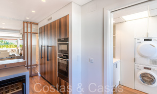 Luxe appartement met 3 slaapkamers te koop in een gated en beveiligd gewild complex op de Golden Mile van Marbella 63982 