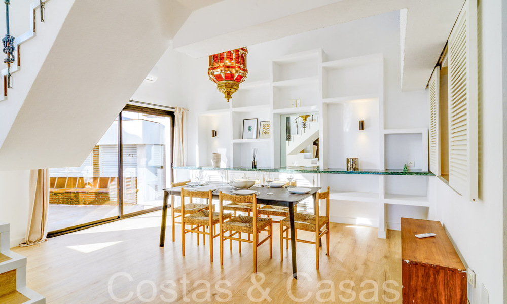 Mediterrane strandvilla te koop op eerstelijnsstrand nabij het centrum van Estepona 64033