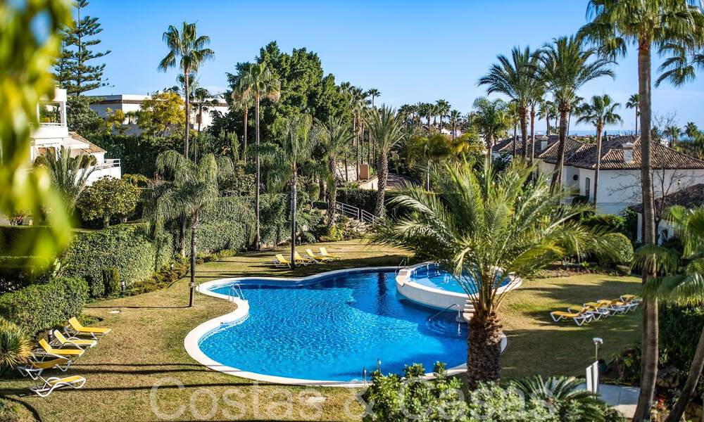 Prestigieus gerenoveerd huis te koop, omringd door golfbanen in Nueva Andalucia’s golfvallei, Marbella 64111