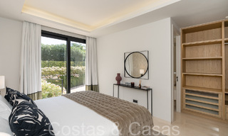Superieure luxevilla met moderne bouwstijl te koop op een steenworp van de golfbanen van Nueva Andalucia’s golfvallei, Marbella 64236 