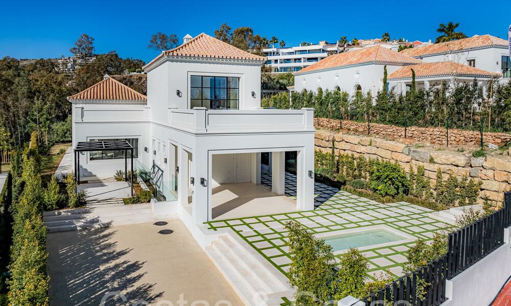 Instapklare, luxevilla met modern-Mediterraan design te koop in een populaire golfomgeving in Nueva Andalucia, Marbella 64256