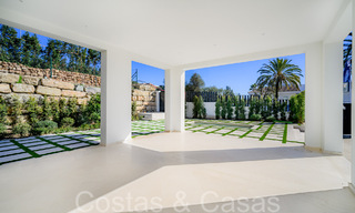 Instapklare, luxevilla met modern-Mediterraan design te koop in een populaire golfomgeving in Nueva Andalucia, Marbella 64269 