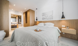Luxueus appartement te koop met uitnodigend terras, privézwembad en zeezicht in Nueva Andalucia, Marbella 65188 