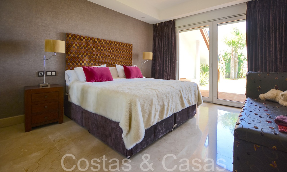 Luxueuze villa met moderne bouwstijl en adembenemend zeezicht te koop in Manilva, Costa del Sol 64988