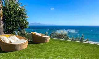 Luxueuze villa met moderne bouwstijl en adembenemend zeezicht te koop in Manilva, Costa del Sol 64991 