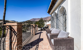 Andalusische villa te koop in een golfomgeving, op enkele minuten van Estepona centrum 65648 