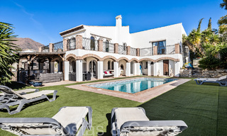 Andalusische villa te koop in een golfomgeving, op enkele minuten van Estepona centrum 65664 