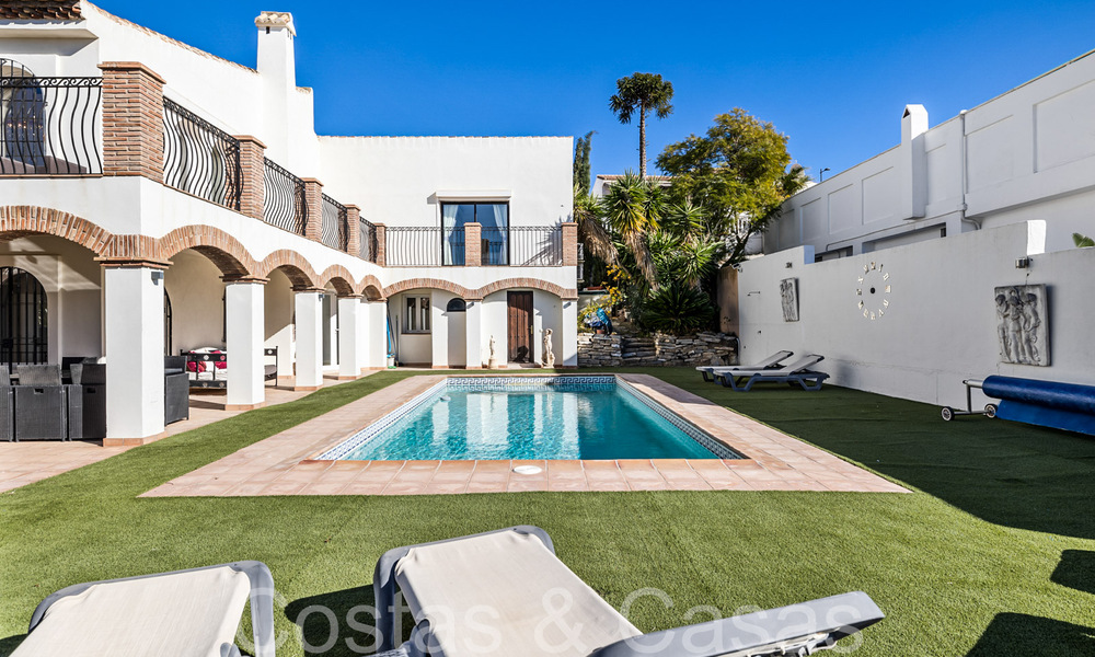 Andalusische villa te koop in een golfomgeving, op enkele minuten van Estepona centrum 65665