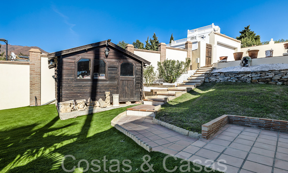Andalusische villa te koop in een golfomgeving, op enkele minuten van Estepona centrum 65670