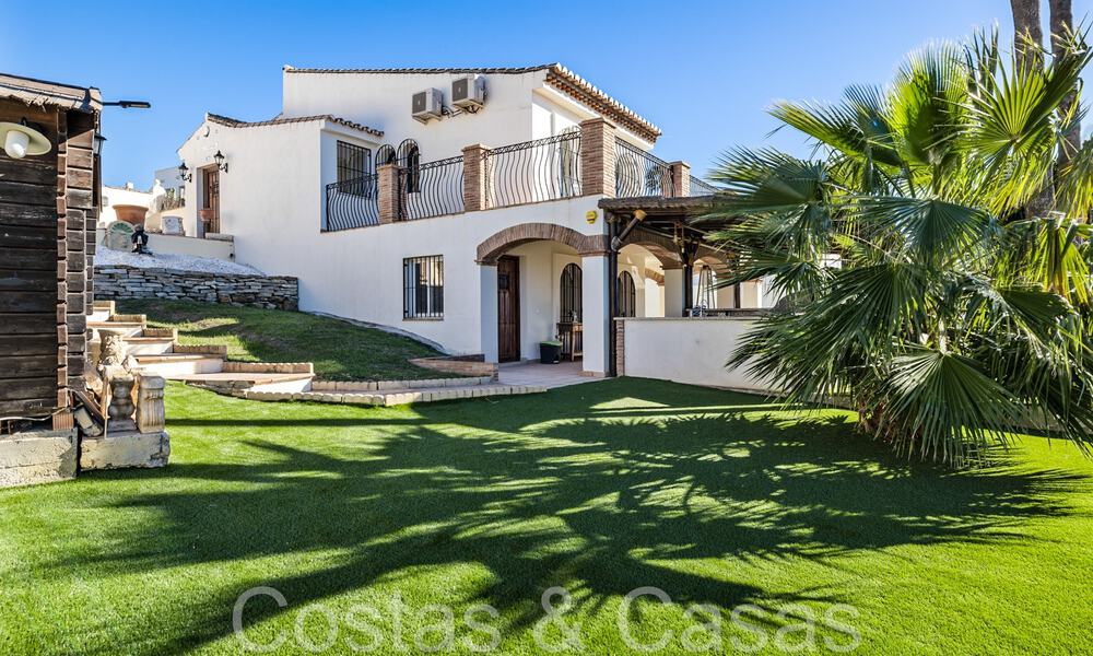 Andalusische villa te koop in een golfomgeving, op enkele minuten van Estepona centrum 65676