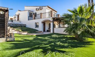 Andalusische villa te koop in een golfomgeving, op enkele minuten van Estepona centrum 65676 