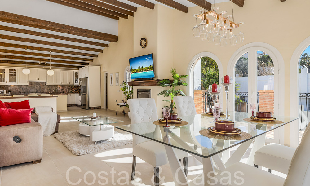 Andalusische villa te koop in een golfomgeving, op enkele minuten van Estepona centrum 65683