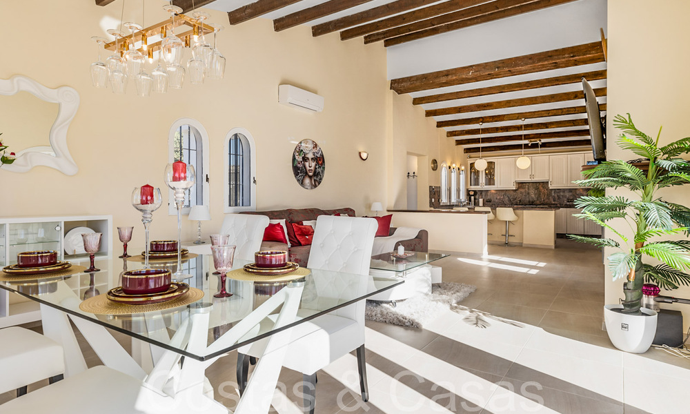 Andalusische villa te koop in een golfomgeving, op enkele minuten van Estepona centrum 65684