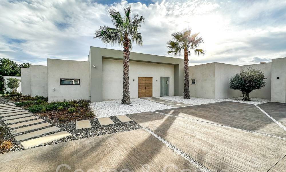 Architectonische luxevilla in een gated community met panoramisch zeezicht te koop in Marbella - Benahavis 65486