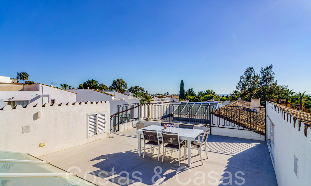 Modern gerenoveerde rijwoning te koop op de New Golden Mile tussen Marbella en Estepona 65746