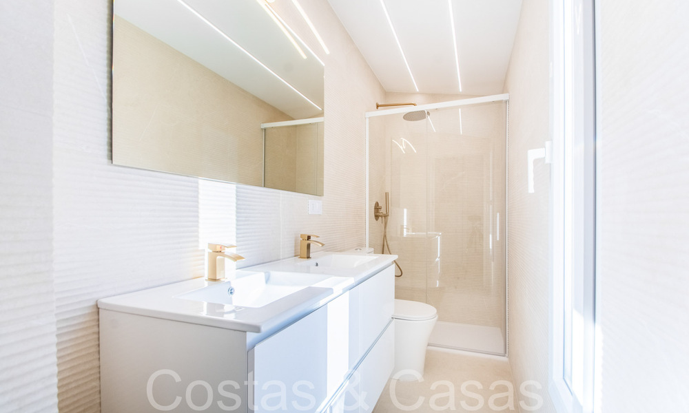 Eigentijds gerenoveerde woning met prachtig zeezicht te koop in Riviera del Sol, Mijas, Costa del Sol 65832