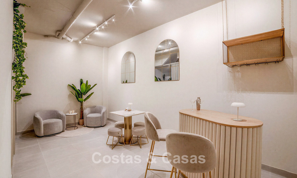 Nieuwbouwappartementen met avant-gardist ontwerp te koop, frontlijn golf in Casares, Costa del Sol 799019
