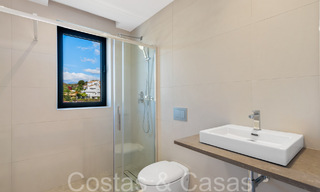 Nieuwe villa met moderne bouwstijl te koop in Nueva Andalucia’s golfvallei, Marbella 65887 