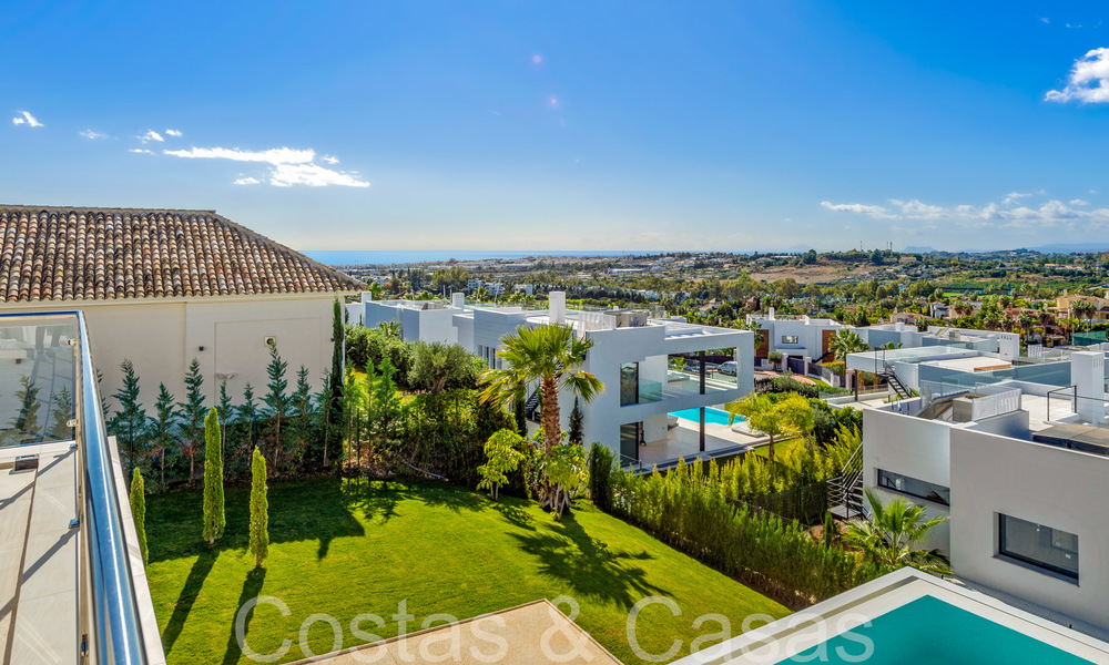 Nieuwe villa met moderne bouwstijl te koop in Nueva Andalucia’s golfvallei, Marbella 65888