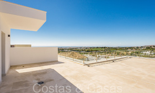 Nieuwe villa met moderne bouwstijl te koop in Nueva Andalucia’s golfvallei, Marbella 65896 