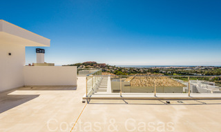 Nieuwe villa met moderne bouwstijl te koop in Nueva Andalucia’s golfvallei, Marbella 65900 